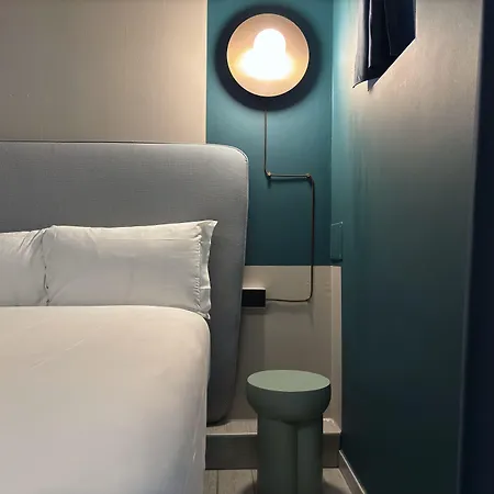 Av Ξενοδοχείο 2*