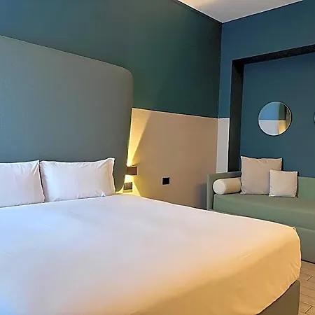 Av Hotel Milan