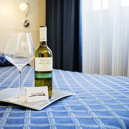 Av Hotel 2*