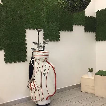 Hotel Esco 2*
