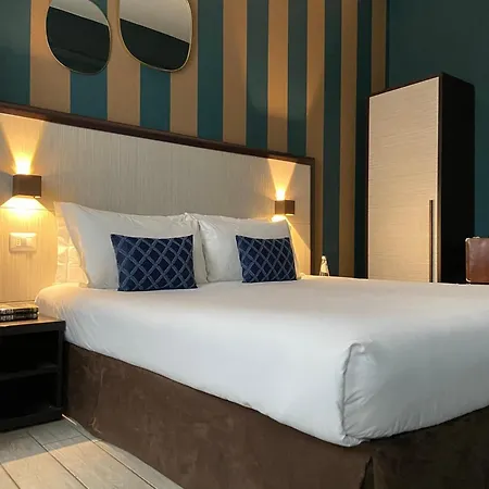 Av Hotel 2*