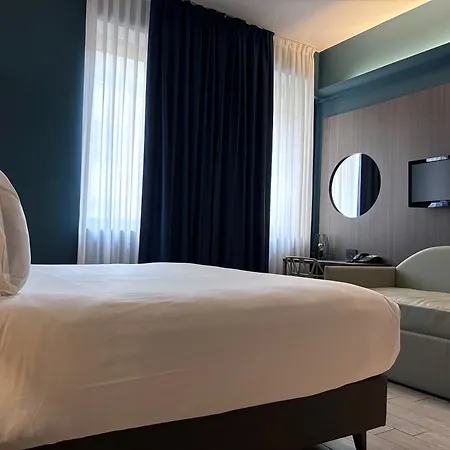 Hotel Esco