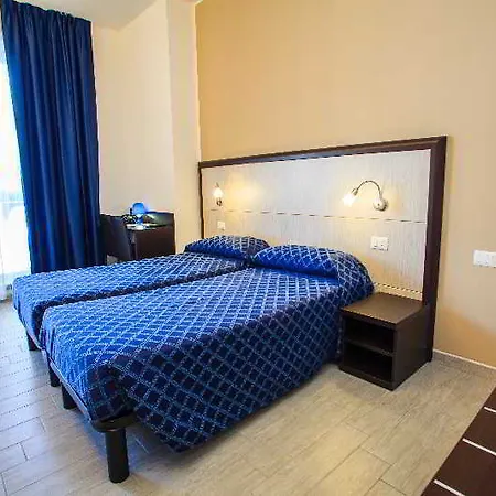 Hotel Esco