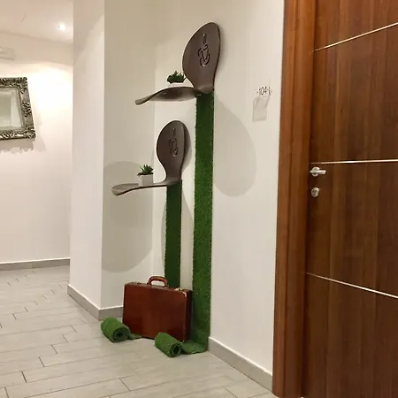 Av Hotel Milán