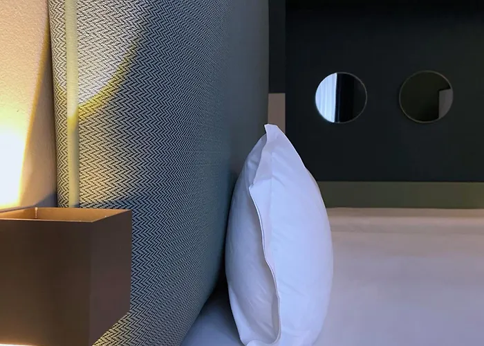 ホテル Av ミラノ