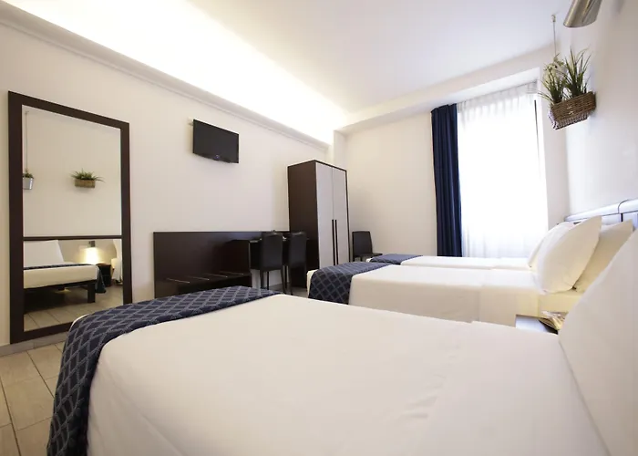 Av Hotel